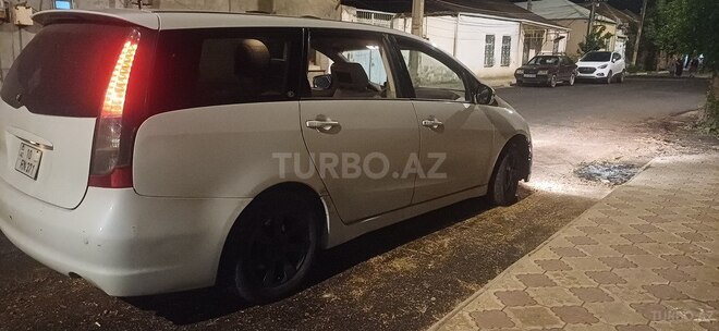 Mitsubishi  2003, 800,000 km - 2.4 l - Gəncə