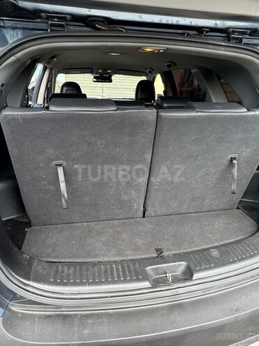 Kia Sorento-12