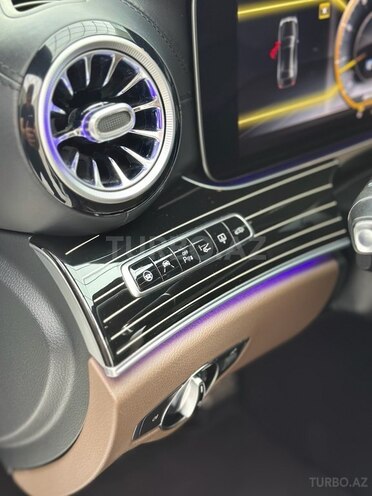 Mercedes E 63 AMG-10
