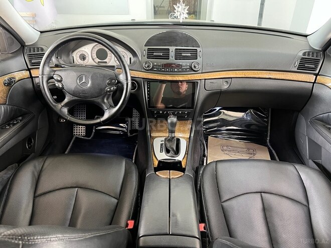 Mercedes E 350 2005, 305,000 km - 3.5 l - Bakı