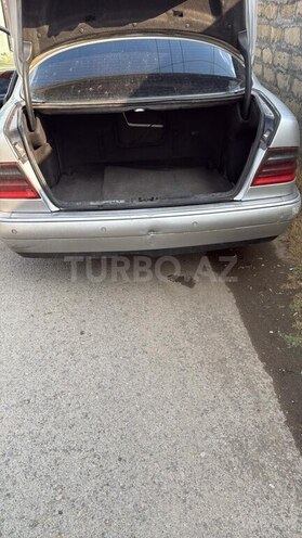Mercedes E 220 d 1999, 420,000 km - 2.2 l - Masallı