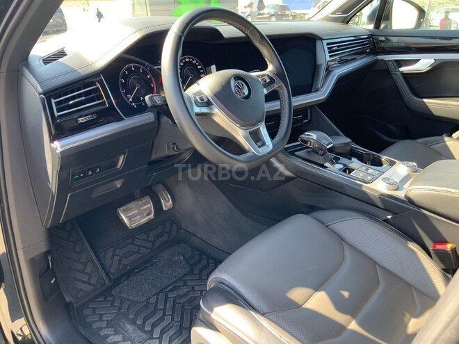 Volkswagen Touareg 2020, 57,453 km - 3.0 l - Bakı