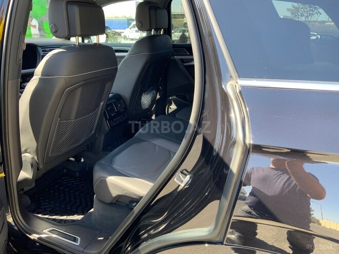 Volkswagen Touareg 2020, 57,453 km - 3.0 l - Bakı
