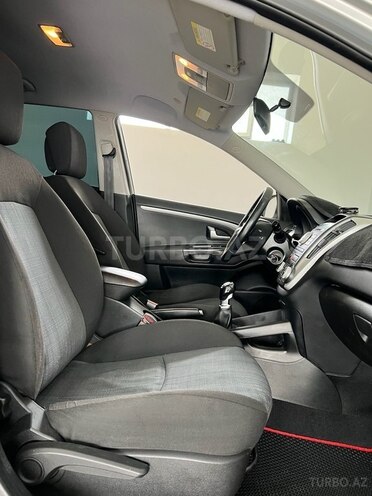 Kia  2010, 348,000 km - 1.6 l - Bakı