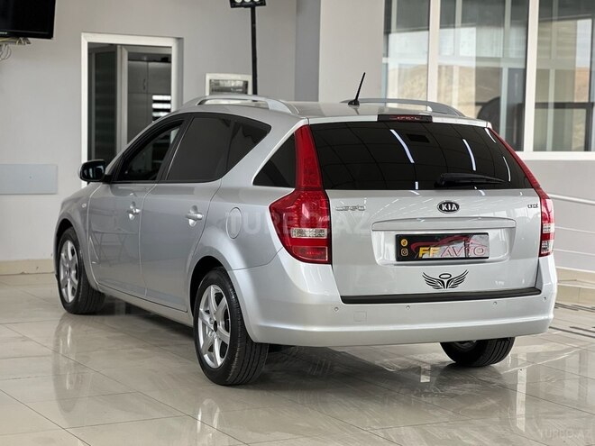 Kia  2010, 348,000 km - 1.6 l - Bakı