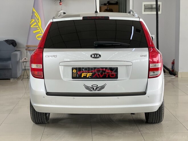 Kia  2010, 348,000 km - 1.6 l - Bakı