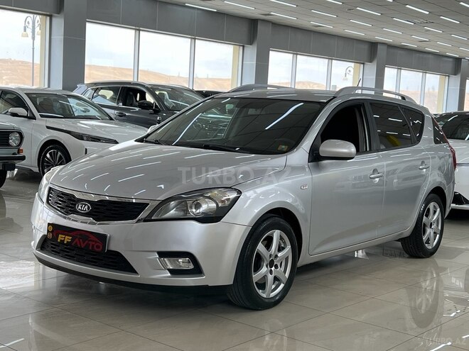 Kia  2010, 348,000 km - 1.6 l - Bakı