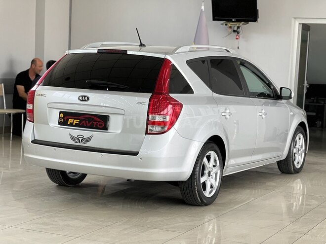 Kia  2010, 348,000 km - 1.6 l - Bakı