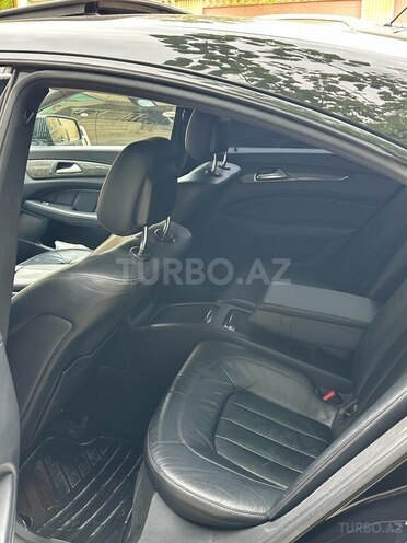 Mercedes CLS 350 2011, 211,000 km - 3.5 l - Yevlax