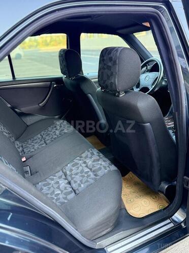 Mercedes C 220 d 2000, 353,214 km - 2.2 l - Sumqayıt