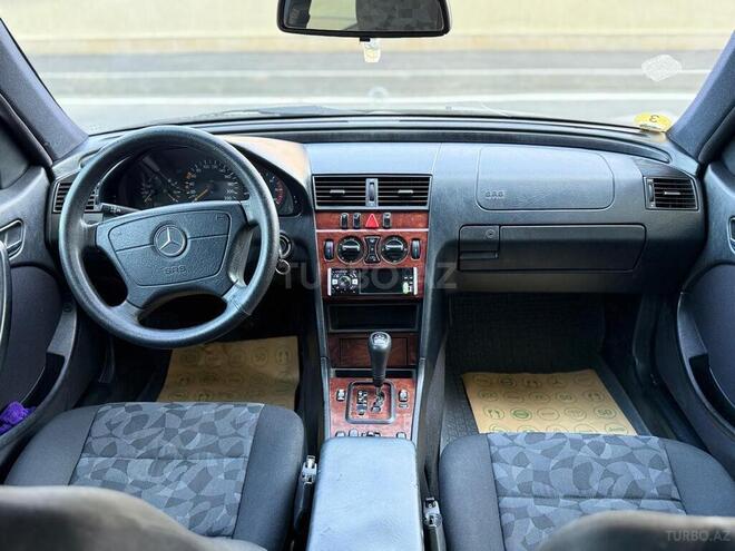 Mercedes C 220 d 2000, 353,214 km - 2.2 l - Sumqayıt