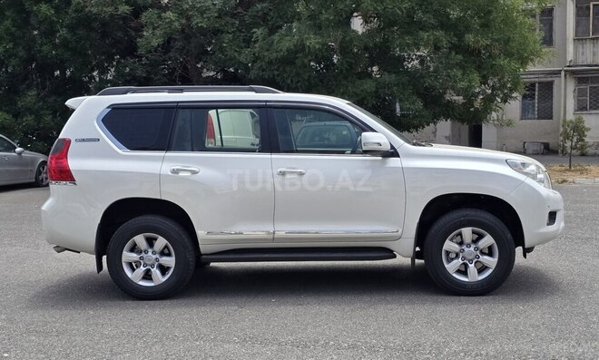 Toyota Land Cruiser Prado 2012, 143,200 km - 2.7 l - Bakı