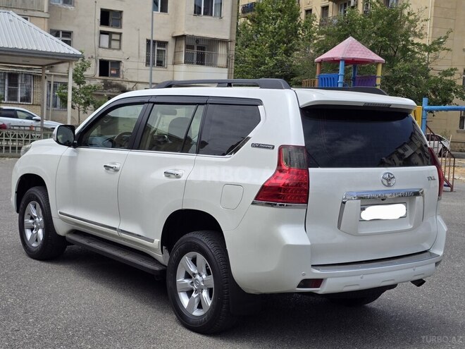 Toyota Land Cruiser Prado 2012, 143,200 km - 2.7 l - Bakı