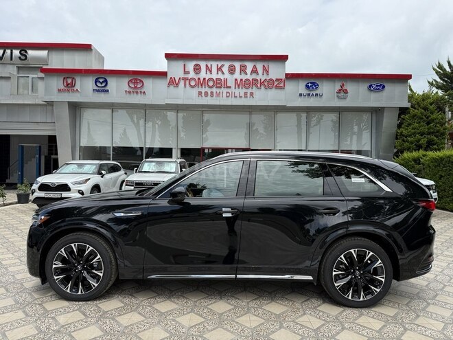 Mazda CX-90-6