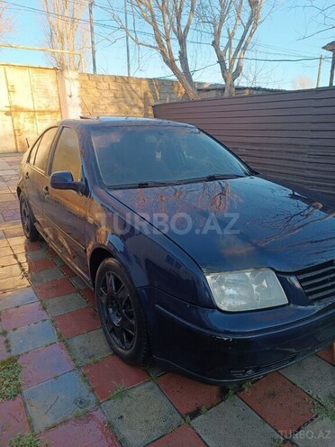 Volkswagen Bora 1999, 210,000 km - 2.3 l - Bakı