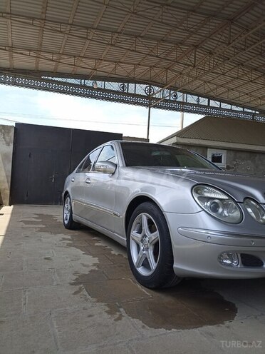 Mercedes E 220 d 2004, 465,092 km - 2.2 l - Neftçala
