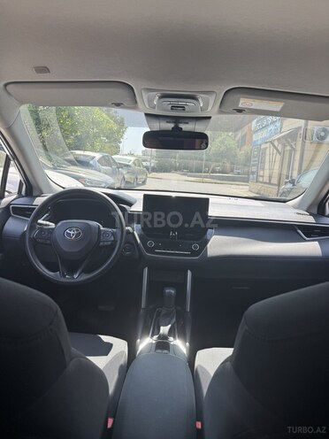 Toyota Corolla Cross 2024, 36,500 km - 2.0 l - Bakı