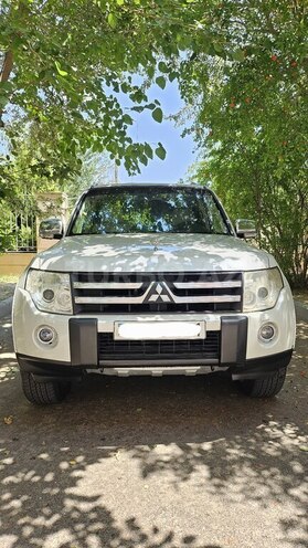 Mitsubishi Pajero 2009, 196,000 km - 3.0 l - Bakı