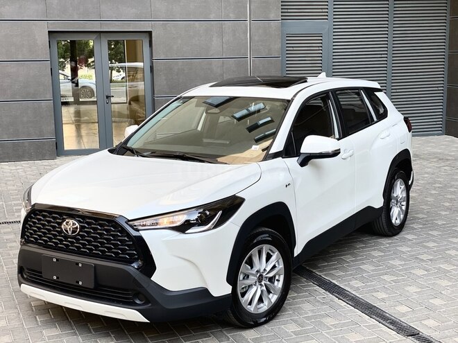 Toyota Corolla Cross 2025, 0 km - 2.0 л - Bakı