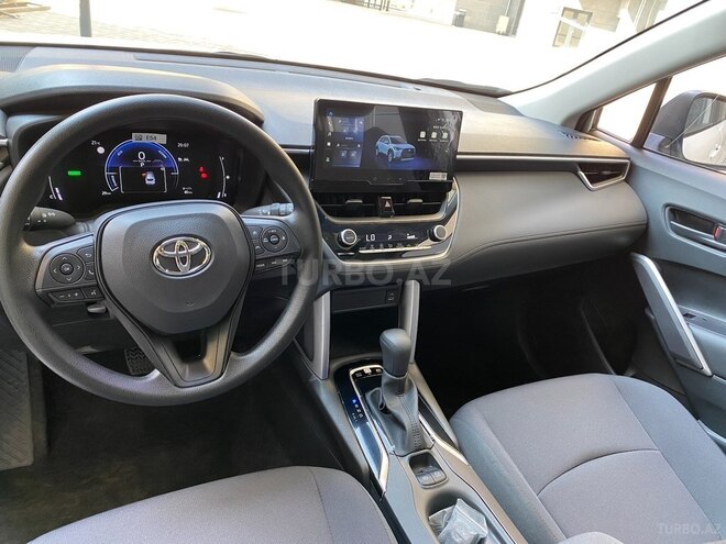 Toyota Corolla Cross 2025, 0 km - 2.0 л - Bakı