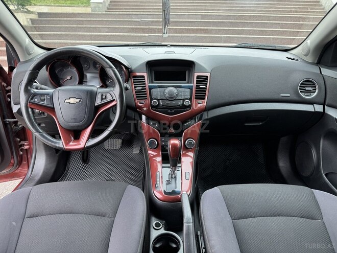 Chevrolet Cruze 2013, 323,754 km - 1.4 l - Qusar