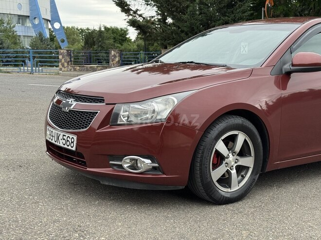 Chevrolet Cruze 2013, 323,754 km - 1.4 l - Qusar