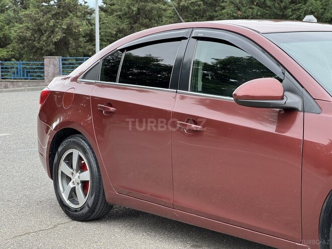 Chevrolet Cruze 2013, 323,754 km - 1.4 l - Qusar
