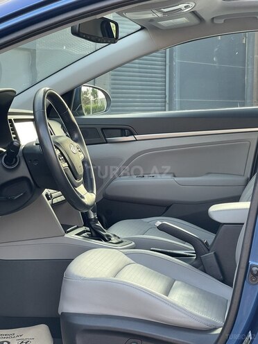 Hyundai Elantra 2017, 48,000 km - 2.0 l - Bakı
