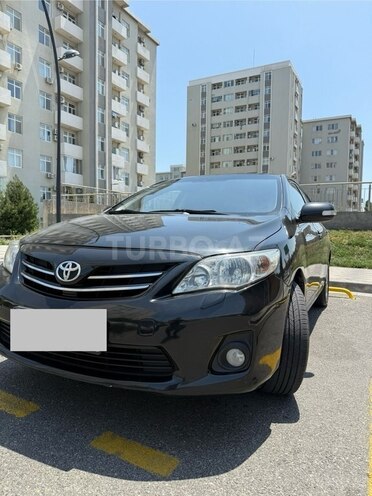 Toyota Corolla 2013, 268,000 km - 1.6 l - Bakı