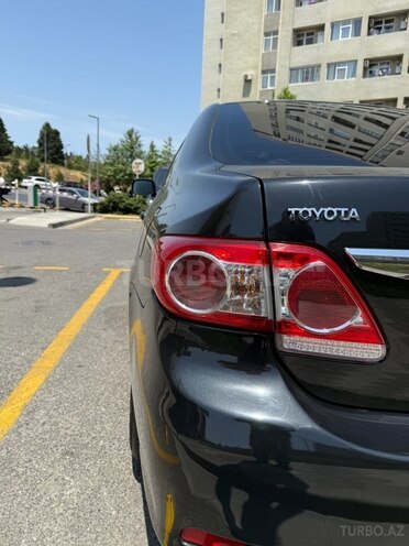 Toyota Corolla 2013, 268,000 km - 1.6 l - Bakı