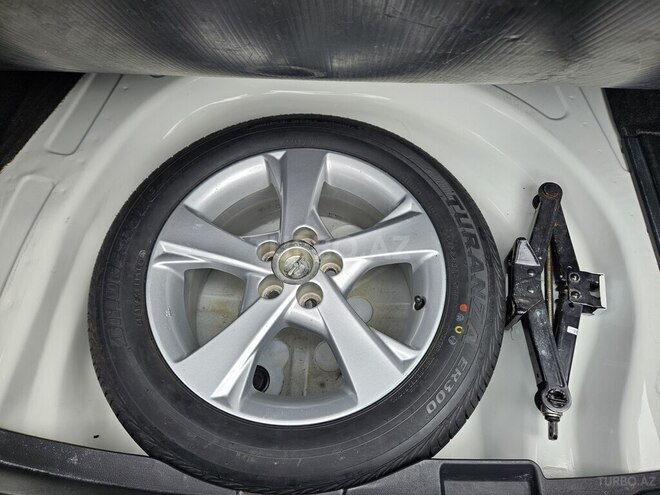 Toyota Corolla 2012, 217,029 km - 1.8 л - Sumqayıt