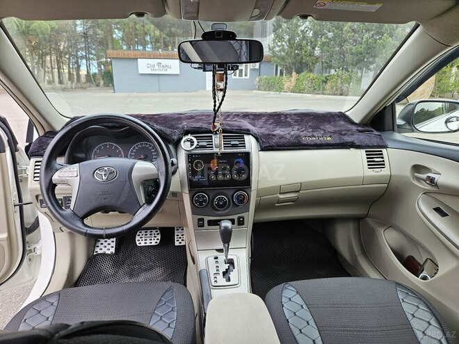 Toyota Corolla 2012, 217,029 km - 1.8 л - Sumqayıt