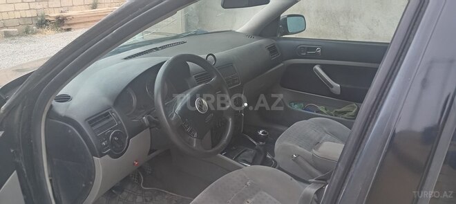 Volkswagen Bora 2002, 400,000 km - 1.9 l - Bakı