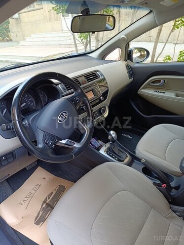Kia Rio 2015, 175,000 km - 1.6 l - Bakı