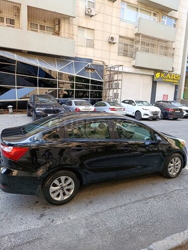 Kia Rio 2015, 175,000 km - 1.6 l - Bakı