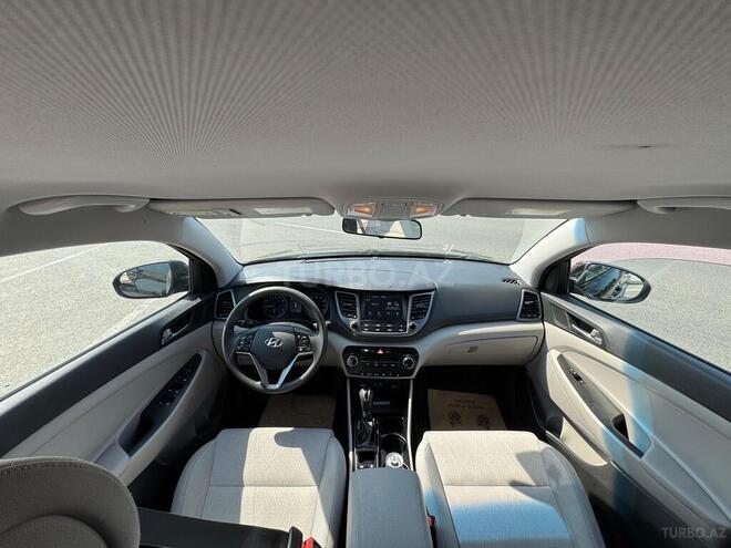 Hyundai Tucson-19