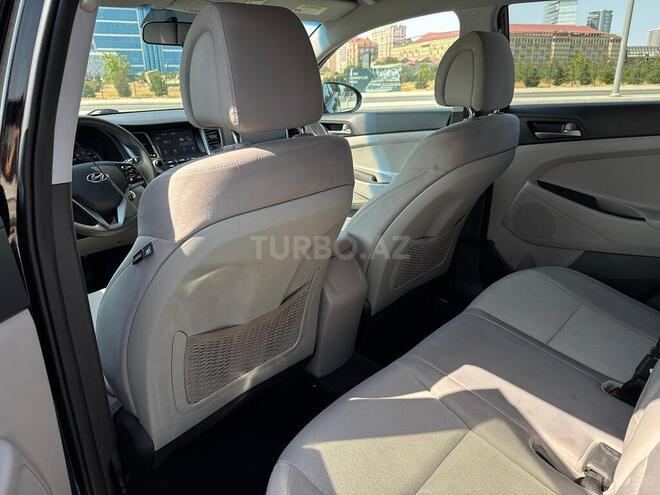 Hyundai Tucson-18