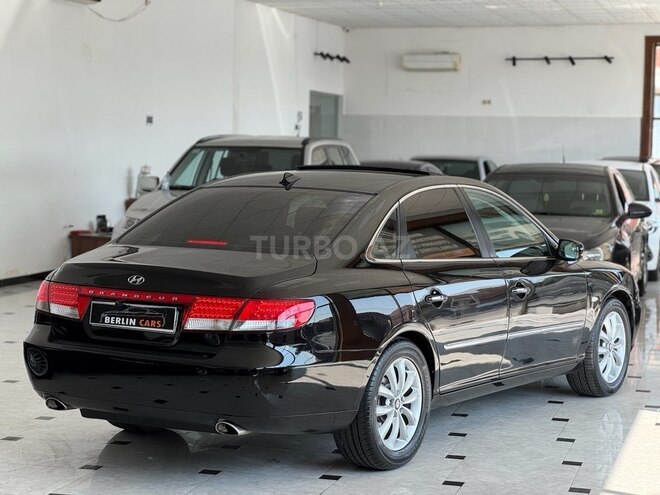 Hyundai Grandeur-11