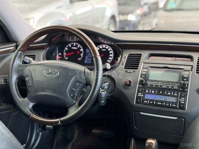 Hyundai Grandeur-15