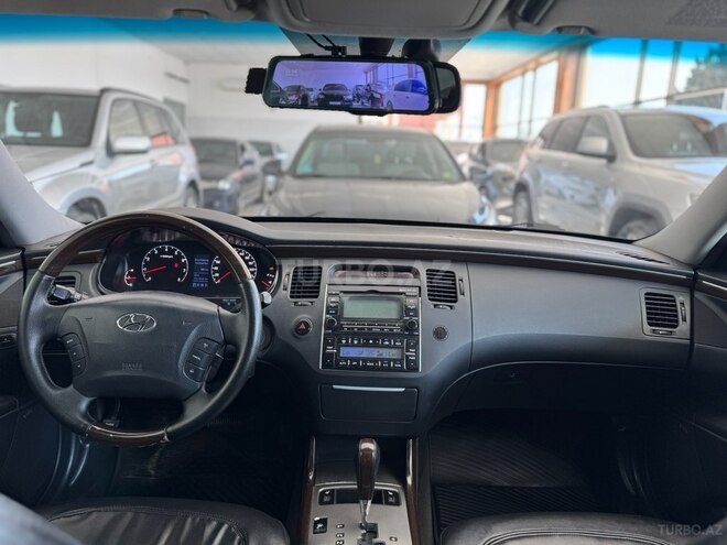 Hyundai Grandeur-18