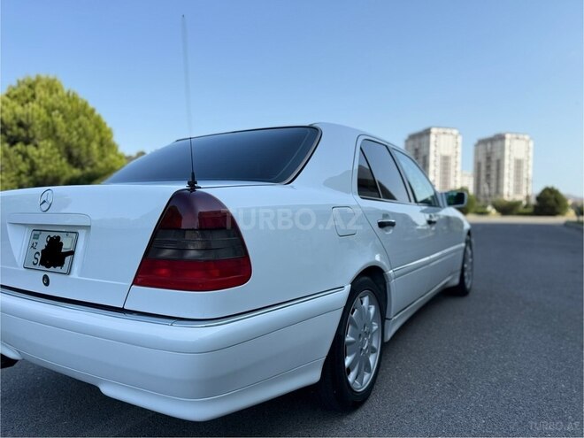 Mercedes C 200 1999, 259,000 km - 2.0 l - Bakı