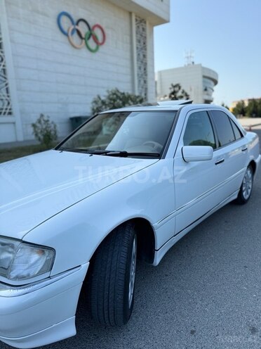 Mercedes C 200 1999, 259,000 km - 2.0 l - Bakı