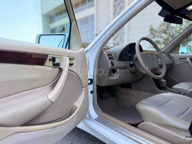 Mercedes C 200 1999, 259,000 km - 2.0 l - Bakı