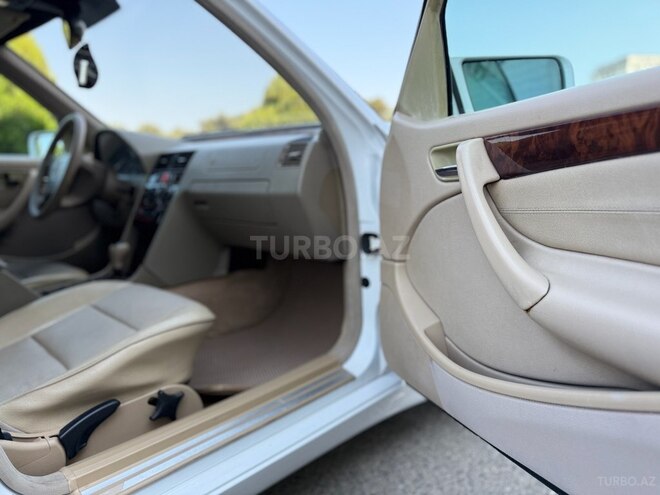 Mercedes C 200 1999, 259,000 km - 2.0 l - Bakı