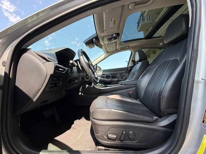 Hyundai Sonata-4