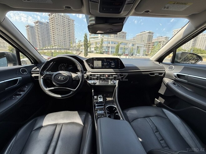 Hyundai Sonata-9