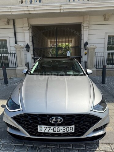 Hyundai Sonata-15