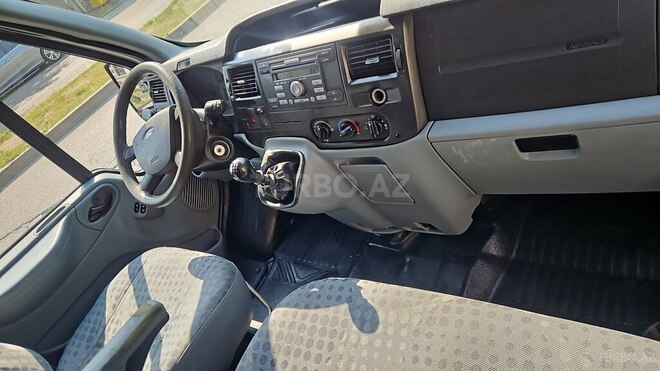 Ford Transit 2010, 243,146 km - 2.2 l - Bakı