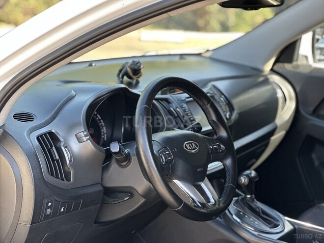 Kia Sportage 2011, 170,000 km - 2.0 l - Bakı
