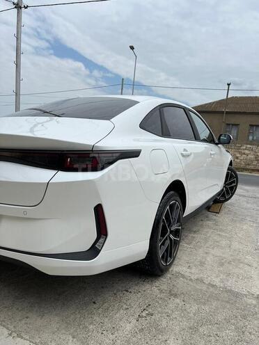 Changan Qiyuan A05 2025, 6,000 km - 1.5 л - Bakı